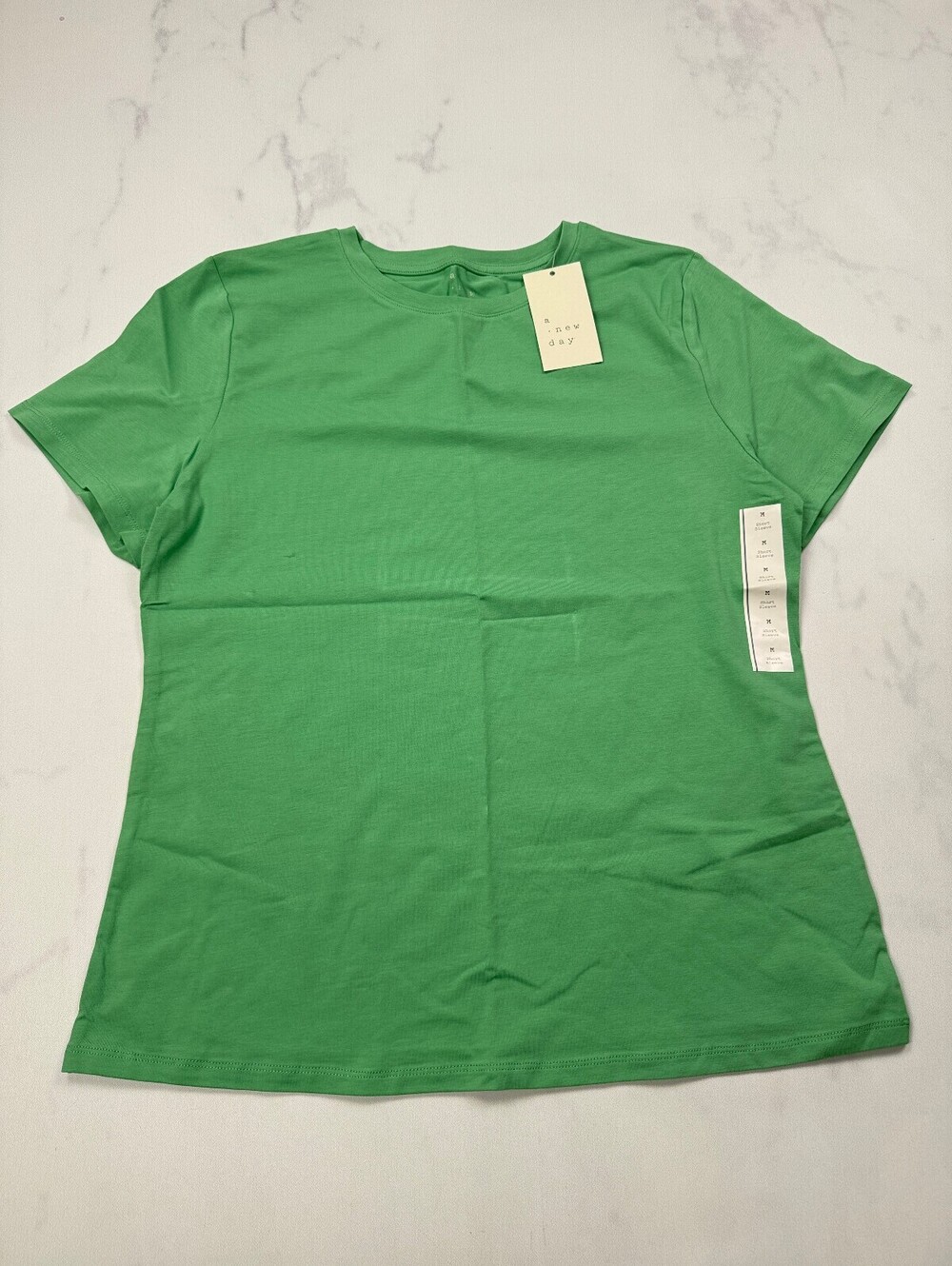 New Day T Shirt Green Contemporary Everyday Essential - Womens Medium